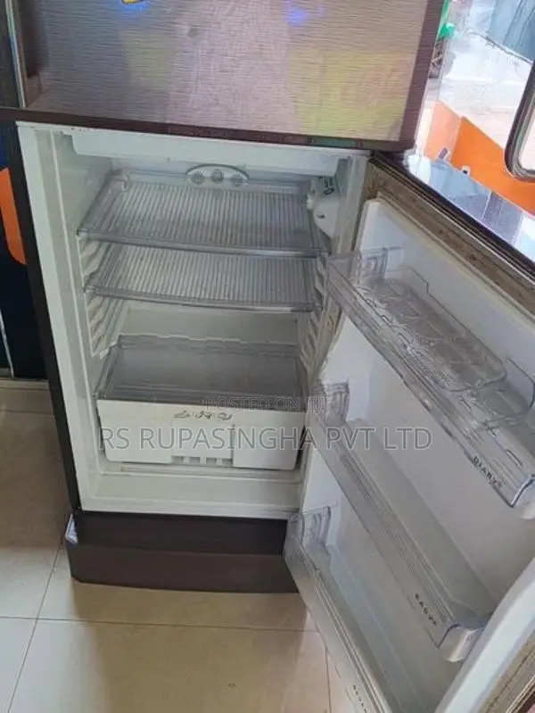 Innovex 4 1/2 Dubble Door Fridge