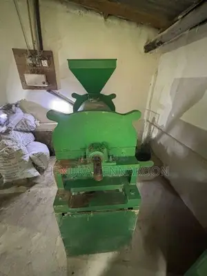 උඳු ඇඹරුම් යන්ත්‍රය