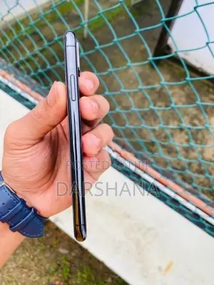Apple iPhone XS (Used)