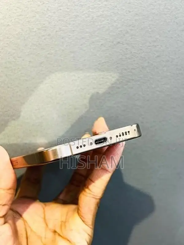 Apple iPhone 16 Pro 128GB (Used)