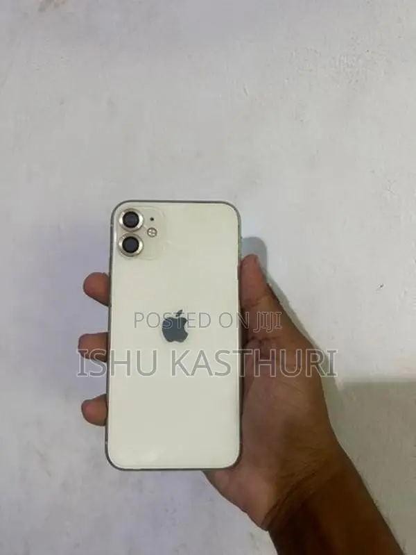 Apple iPhone 11 GB (Used)
