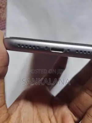 Apple iPhone 11 (Used)