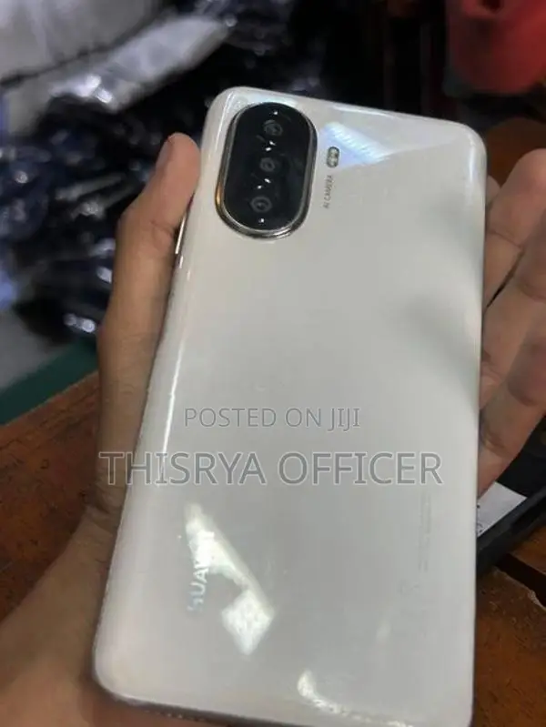 Huawei Nova Y70 (Used)