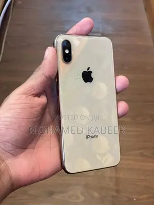 Apple iPhone XS (Used)