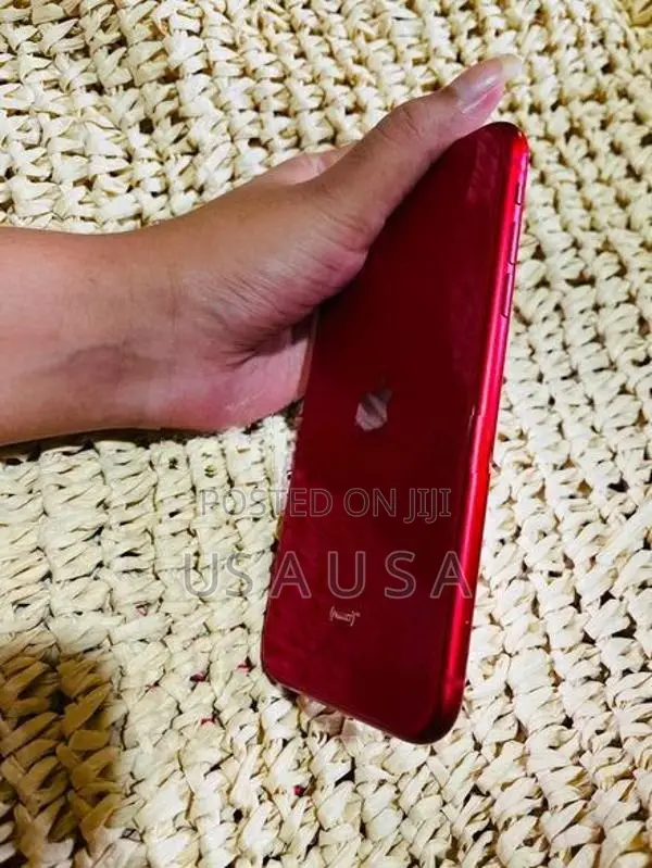 Apple iPhone 11 (Used)