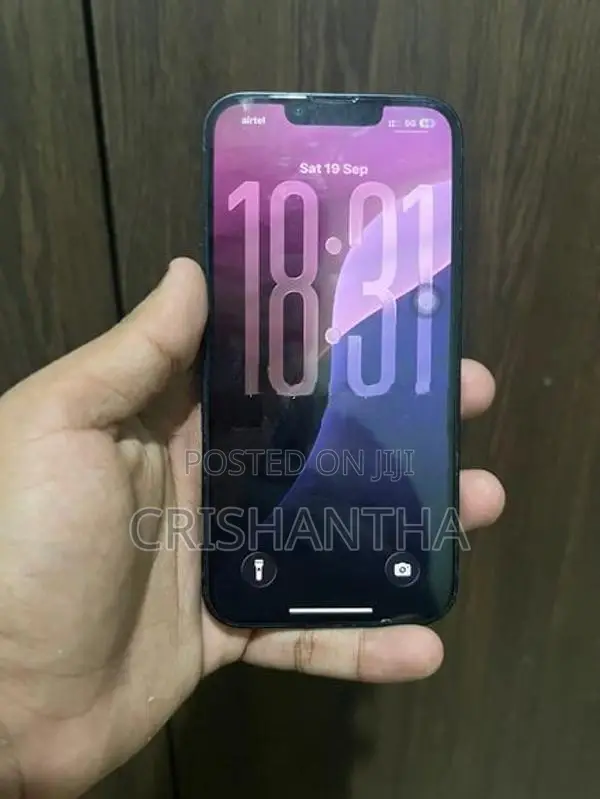 Apple iPhone 13 (Used)