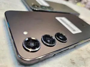 Samsung Galaxy S23 5G (Used)
