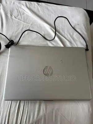 HP 15s – Core i5 11th Gen 8GB RAM 1TB HDD