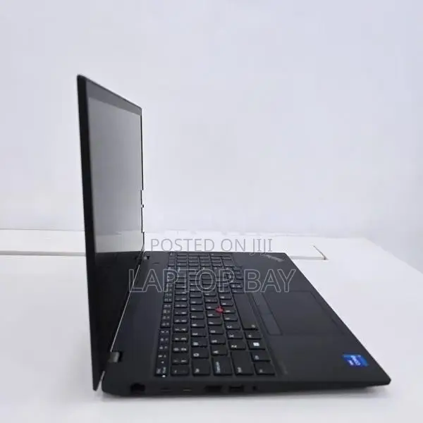 Lenovo ThinkPad P16s - i7 13th Gen 4GB NVIDIA