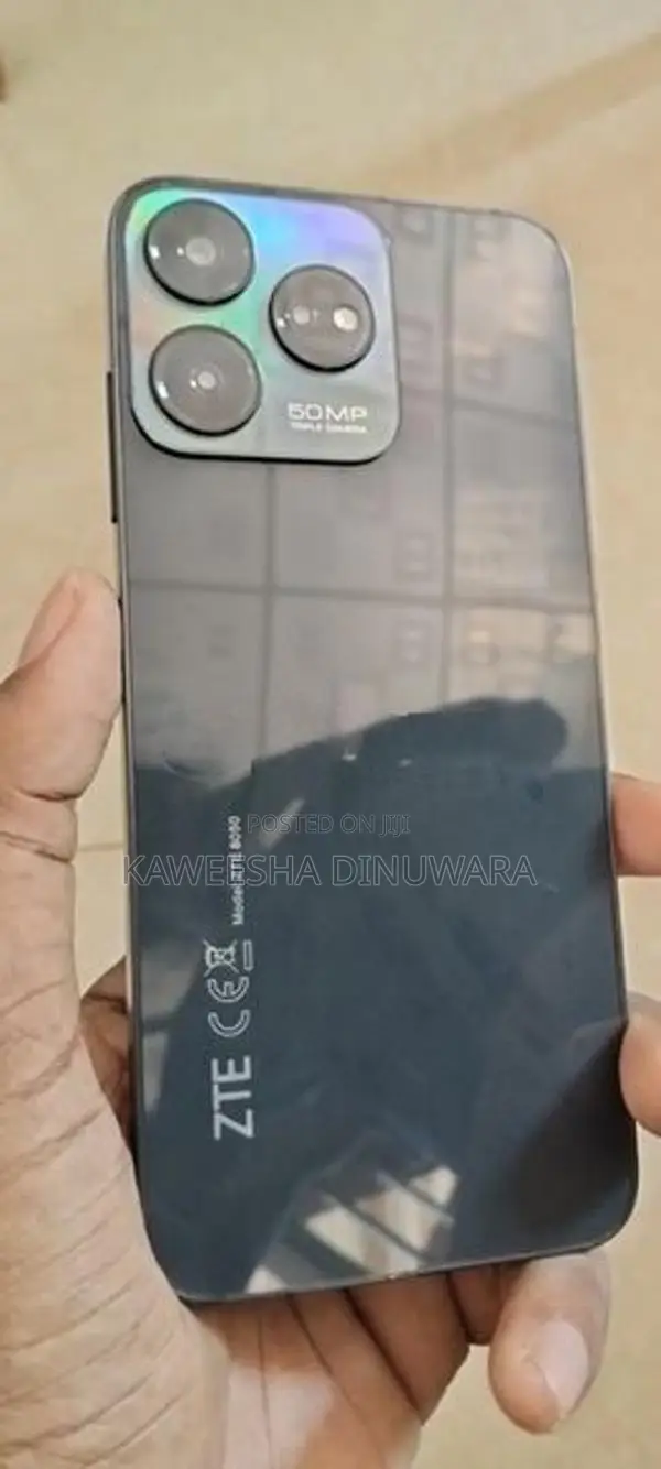 ZTE Blade V50 Design (Used)