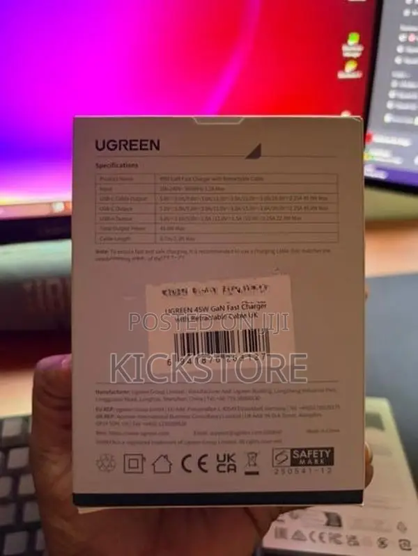 Ugreen Gan Fast Charger With Retractable Cable