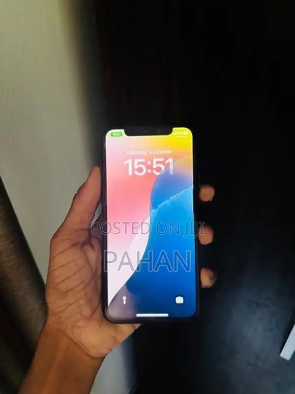 Apple iPhone XS (Used)