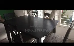 Damro Table With 6 Chairs