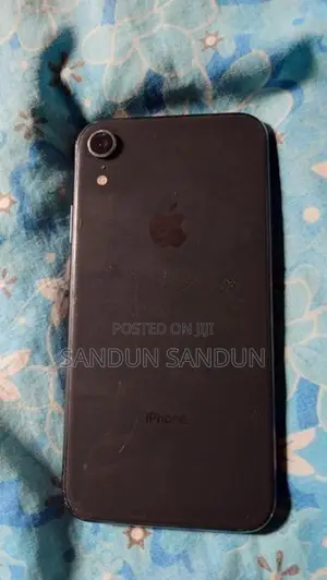 Apple iPhone XR (Used)