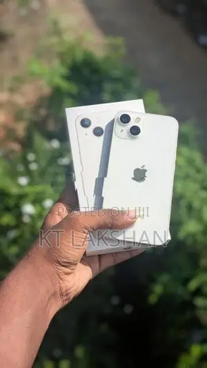 Apple iPhone 13 (Used)