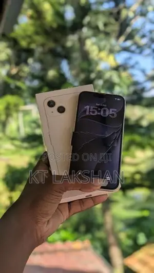 Apple iPhone 13 (Used)