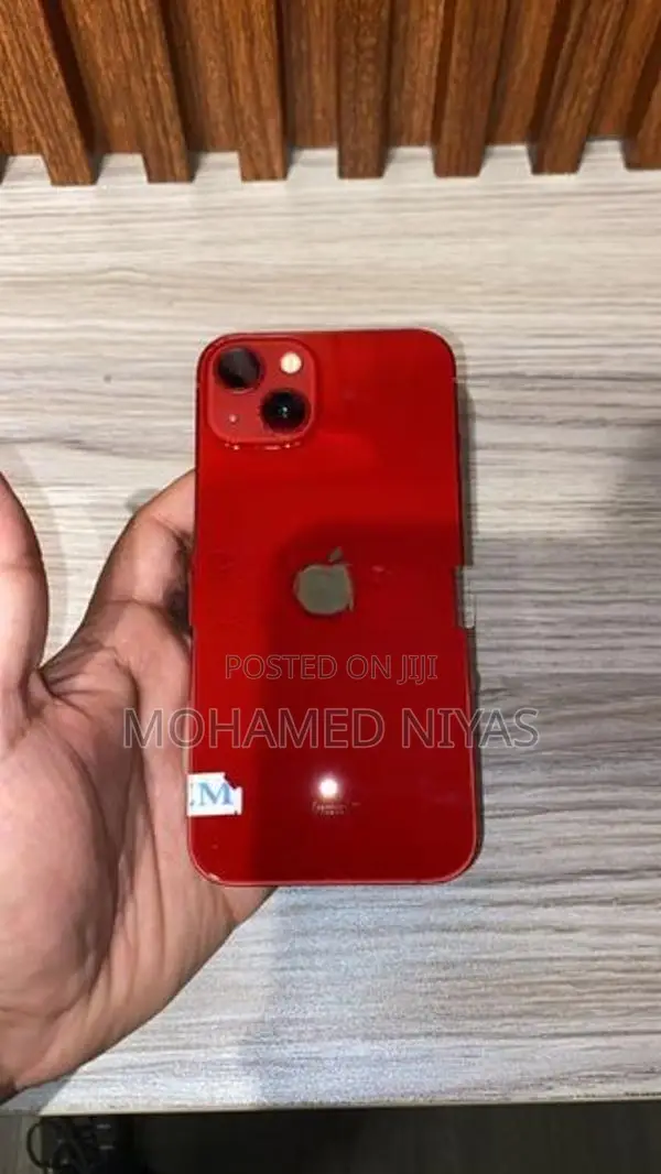 Apple iPhone 13 (Used)