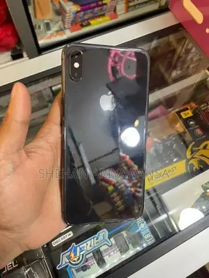 Apple iPhone XS Max (Used)