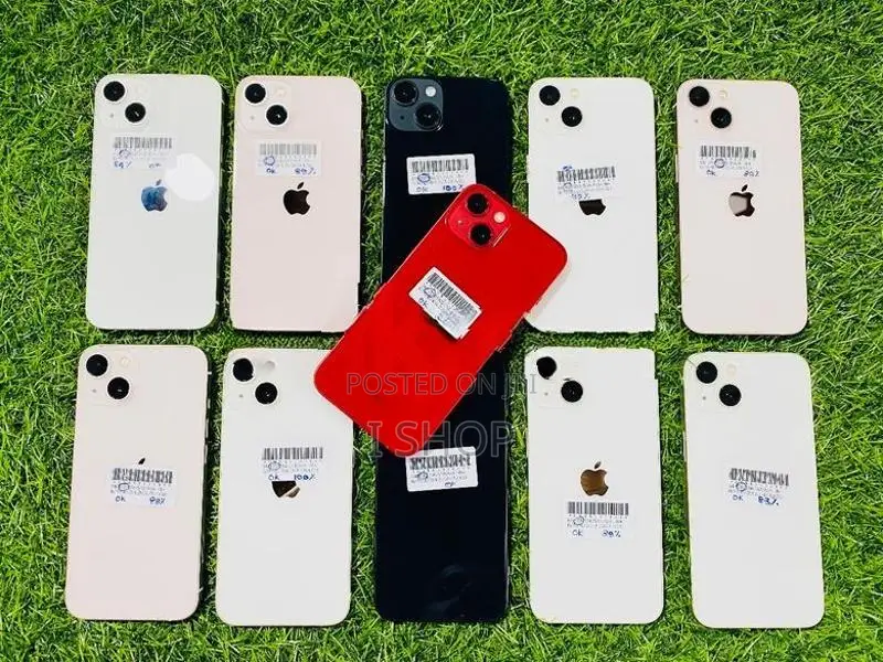 Apple iPhone 13 (Used)