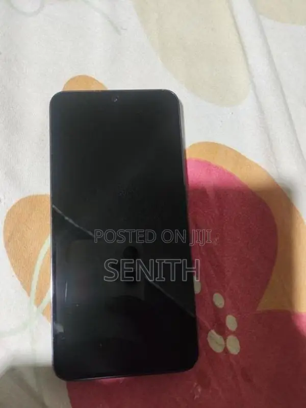 Samsung Galaxy S23 (Used)