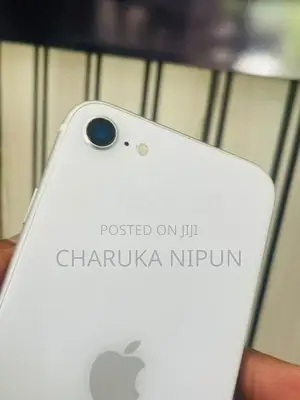 Apple iPhone SE 2 (Used)