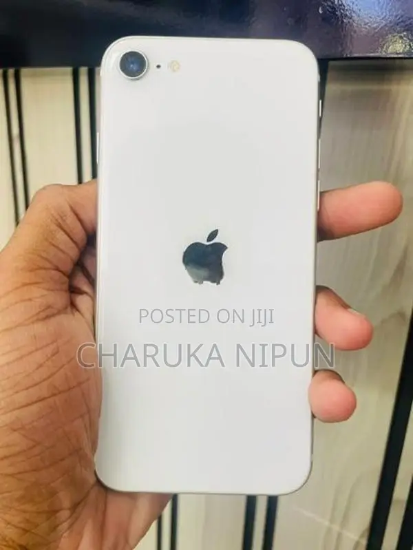 Apple iPhone SE 2 (Used)