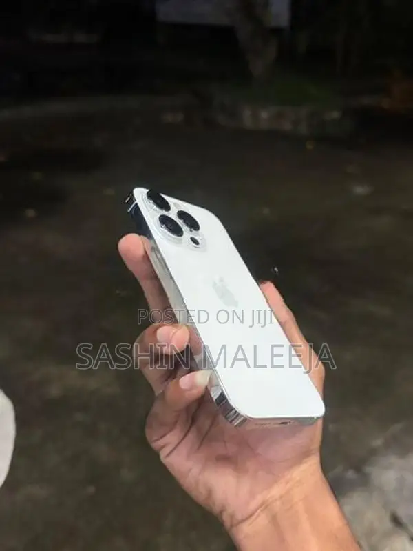Apple iPhone 14 Pro (Used)