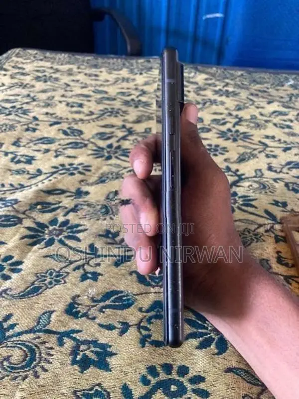 Google Pixel 6 (Used)