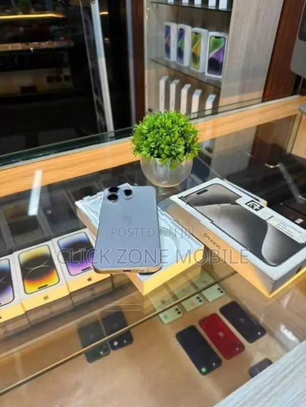 Apple iPhone 15 Pro Max (Used)
