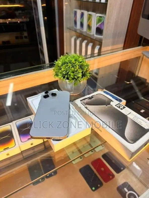 Apple iPhone 15 Pro Max (Used)