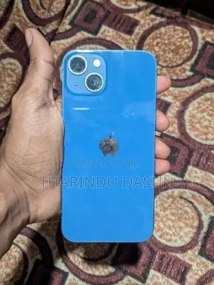 Apple iPhone 13 (Used)