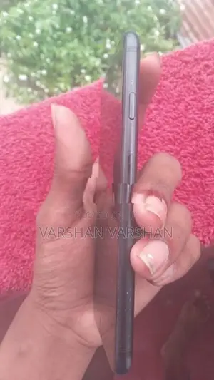 Apple iPhone 7 (Used)