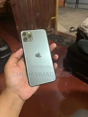 Apple iPhone 11 Pro Max (Used)