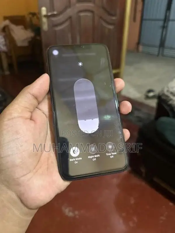 Apple iPhone 11 Pro Max (Used)