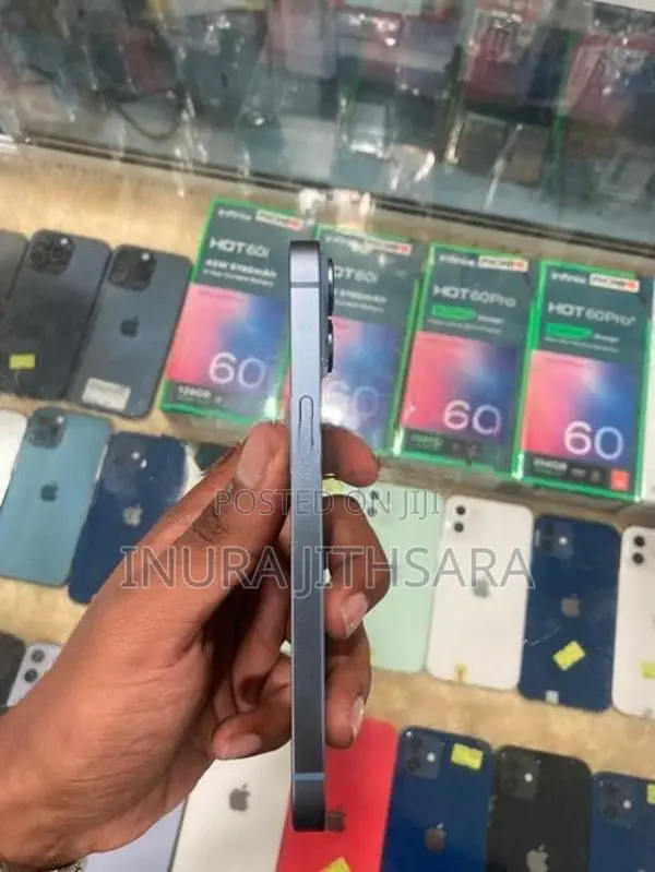 Apple iPhone 14 (Used)
