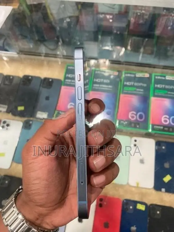 Apple iPhone 14 (Used)