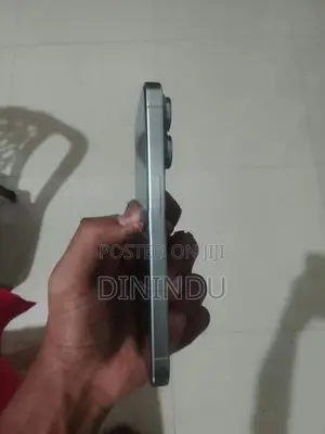 Apple iPhone 15 Pro (Used)