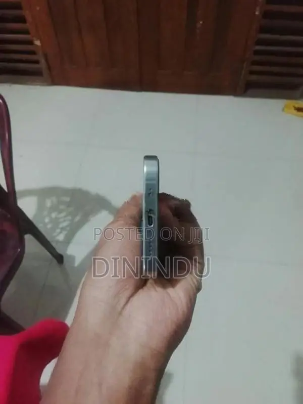 Apple iPhone 15 Pro (Used)