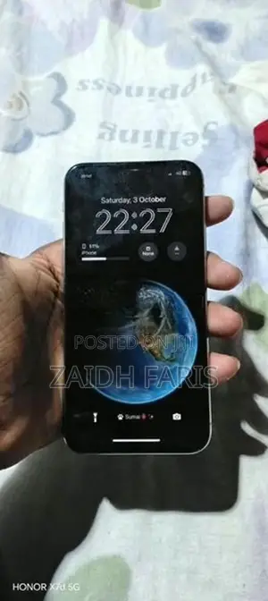 Apple iPhone X (Used)