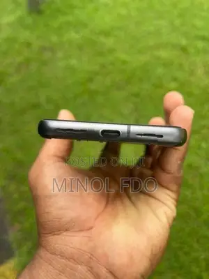 Google Pixel 8 (Used)