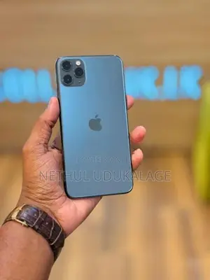 Apple iPhone 11 Pro Max 256GB | 📱 (Used)