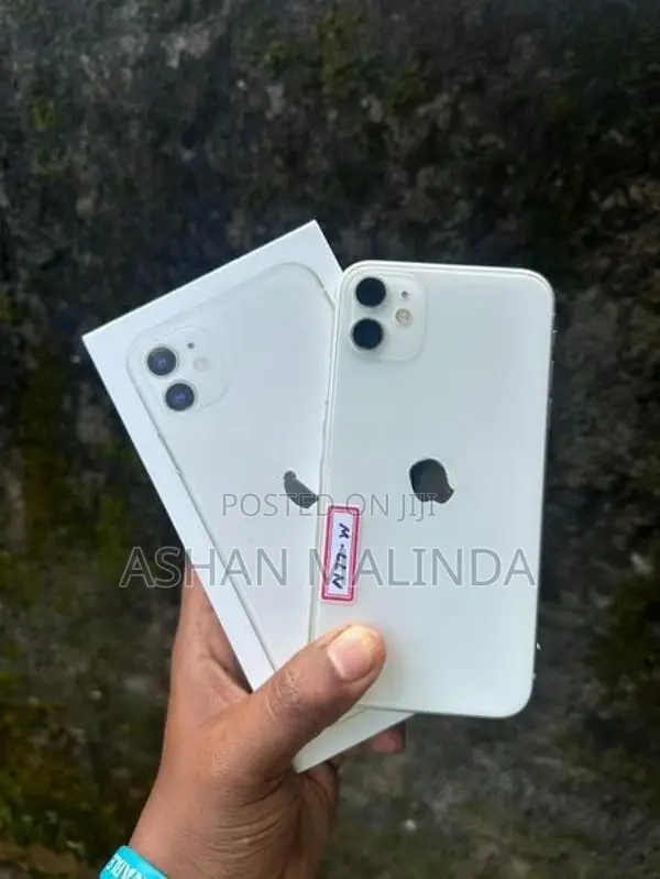 Apple iPhone 11 (Used)