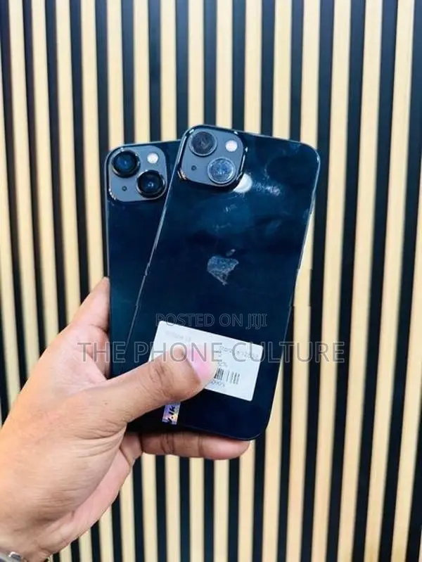 Apple iPhone 13 (Used)