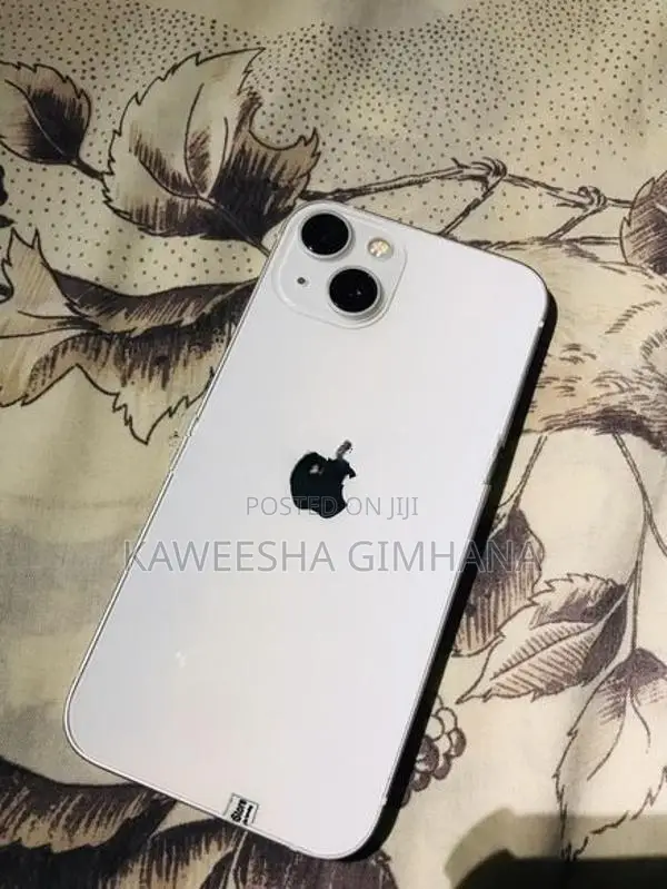 Apple iPhone 13 (Used)