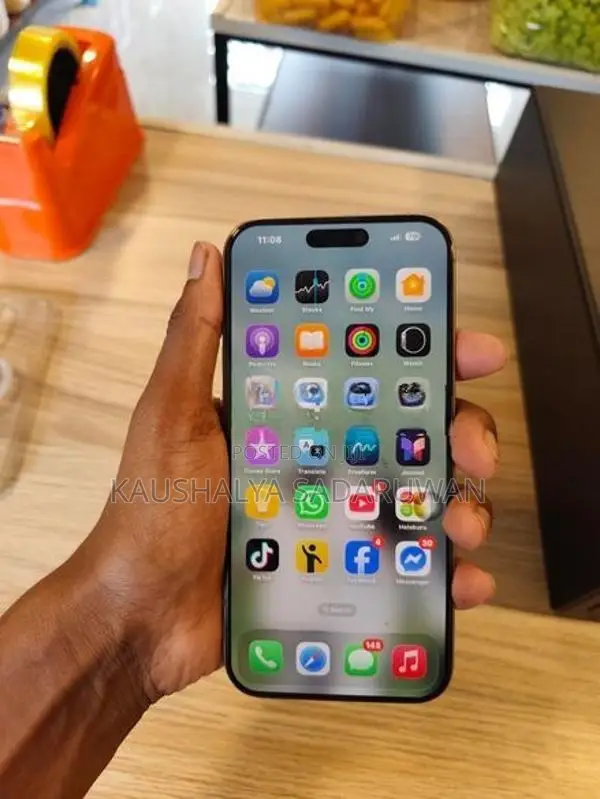 Apple iPhone 16 Pro Max (Used)
