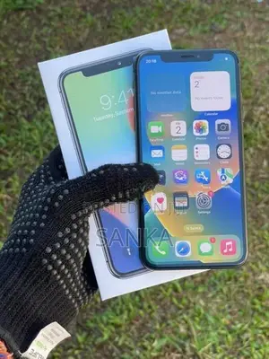 Apple iPhone X (Used)