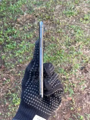 Apple iPhone X (Used)