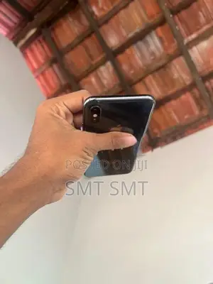Apple iPhone X (Used)