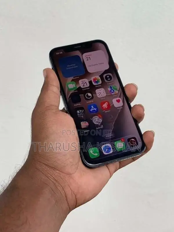 Apple iPhone 12 (Used)