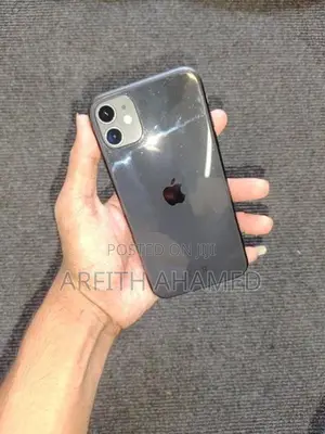 Apple iPhone 11 (Used)